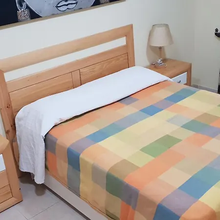 Full Holidays Apartmán *